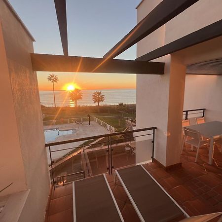 Sunrise Beach Front - Casares Del Mar Buitenkant foto