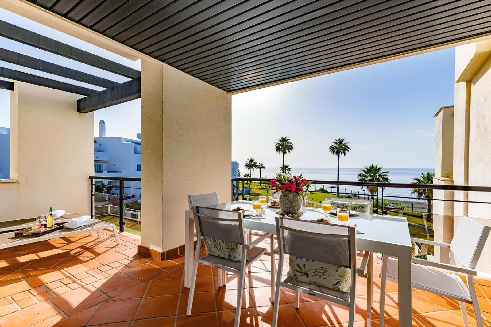 Sunrise Beach Front - Casares Del Mar Buitenkant foto